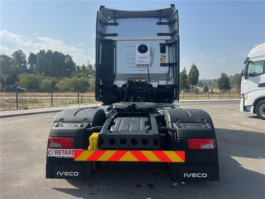 Iveco S-WAY 500 - Sattelzugmaschine: das Bild 5 Iveco S-WAY 500 - Sattelzugmaschine: das Bild 5