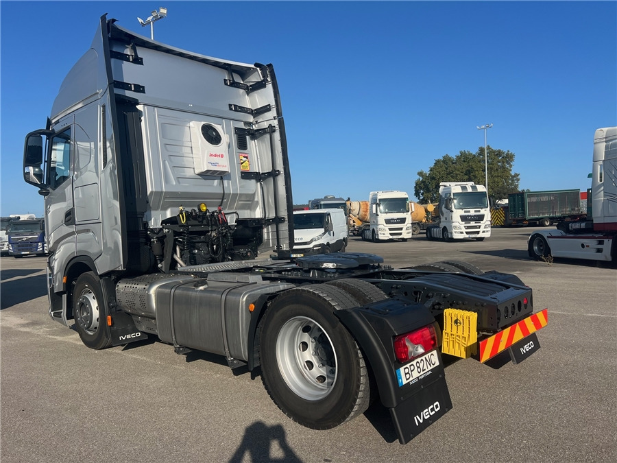 Sattelzugmaschine Iveco S-WAY 500: das Bild 6