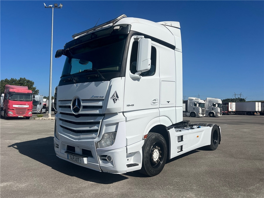 MERCEDES-BENZ ACTROS 1845 LS - Sattelzugmaschine: das Bild 1 MERCEDES-BENZ ACTROS 1845 LS - Sattelzugmaschine: das Bild 1