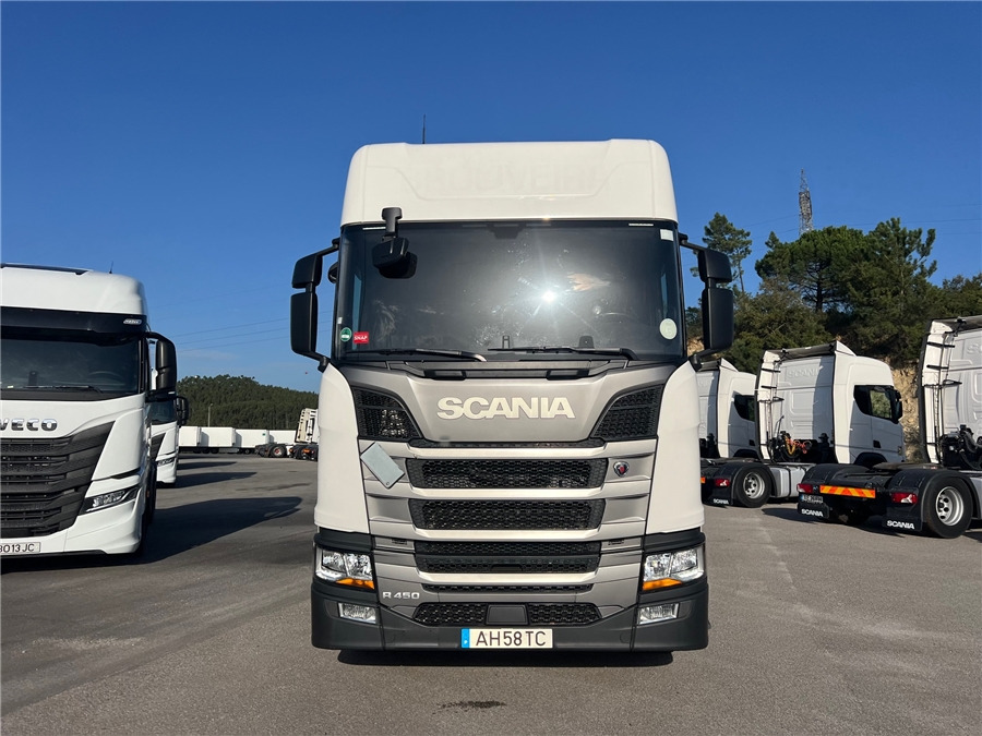 Scania R450 - Sattelzugmaschine: das Bild 2 Scania R450 - Sattelzugmaschine: das Bild 2