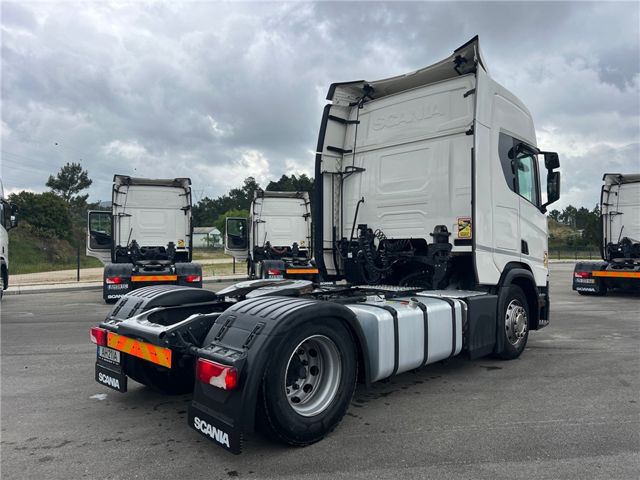 Scania R450 - Sattelzugmaschine: das Bild 4 Scania R450 - Sattelzugmaschine: das Bild 4
