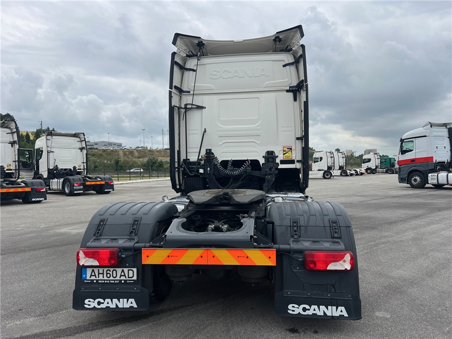 Scania R450 - Sattelzugmaschine: das Bild 5 Scania R450 - Sattelzugmaschine: das Bild 5