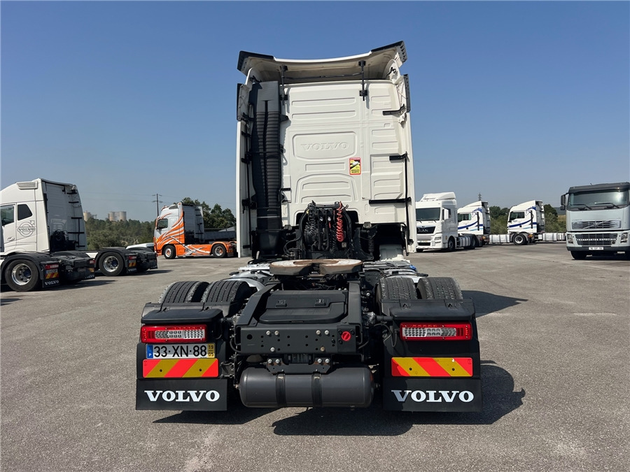 Volvo FH 460 RETARDER/AIRPARKOLL - Sattelzugmaschine: das Bild 5 Volvo FH 460 RETARDER/AIRPARKOLL - Sattelzugmaschine: das Bild 5