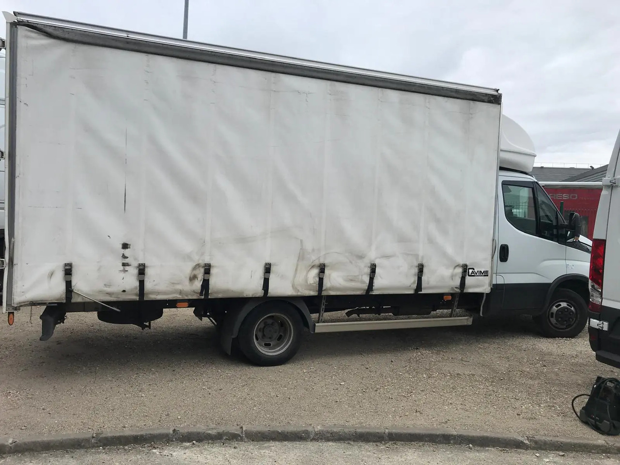 IVECO DAILY 35C16 CC 3000 - Planen Transporter: das Bild 2 IVECO DAILY 35C16 CC 3000 - Planen Transporter: das Bild 2