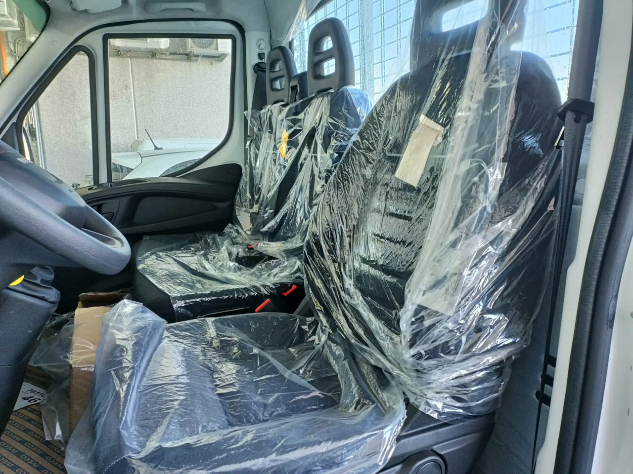 Kipper Transporter IVECO DAILY 35C16 NUOVO 3.0 cc MOD: 2025 RIBALTABILE: das Bild 16