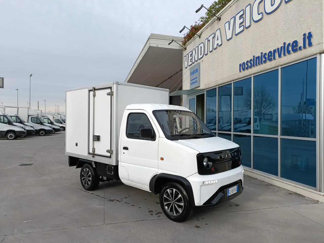 NEXTEM FURGONE BOX 100% ELETTRICO - Koffer Transporter, Elektro-Transporter: das Bild 1 NEXTEM FURGONE BOX 100% ELETTRICO - Koffer Transporter, Elektro-Transporter: das Bild 1
