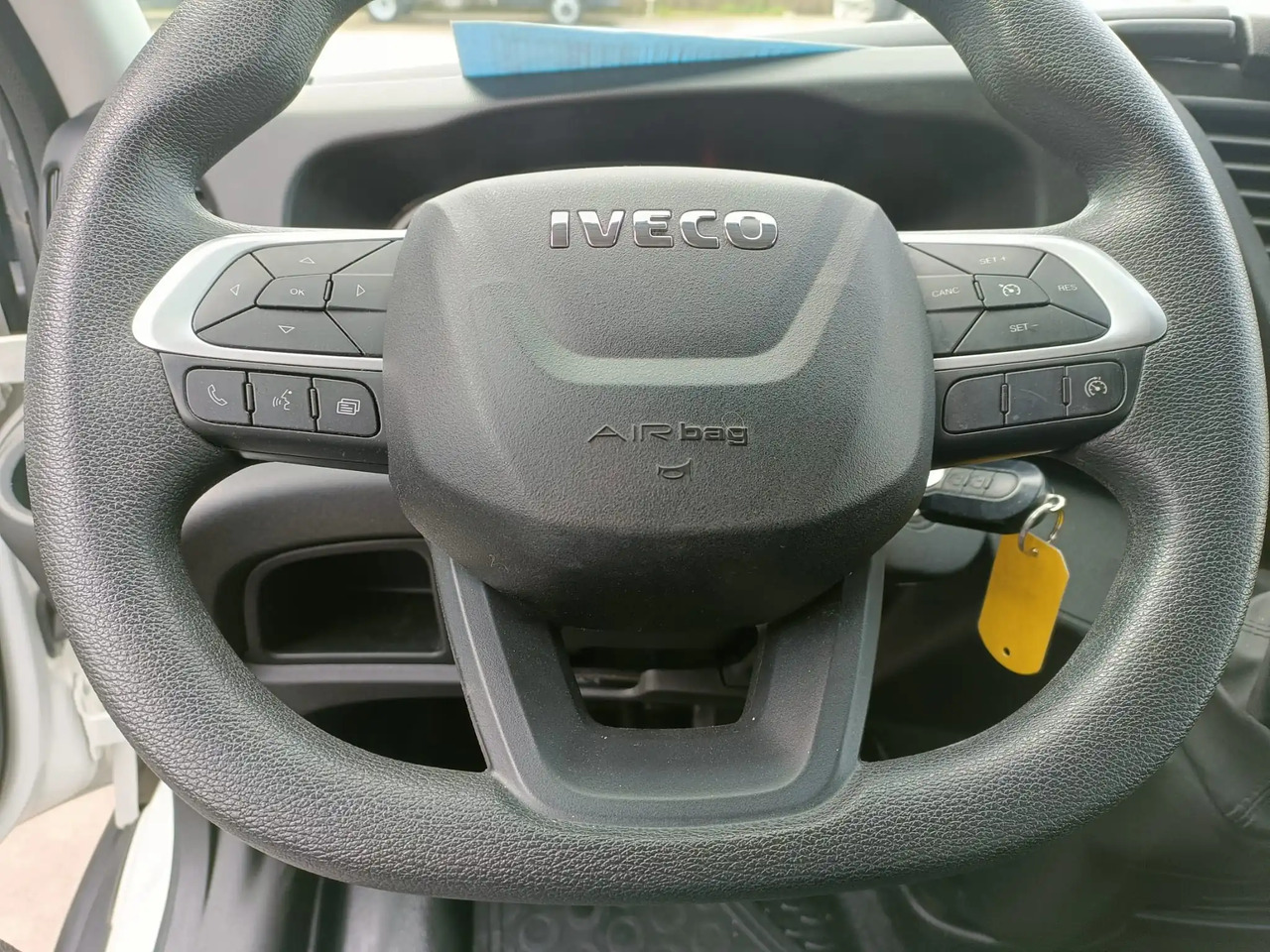 Transporter IVECO DAILY 35C16 3.0L: das Bild 7