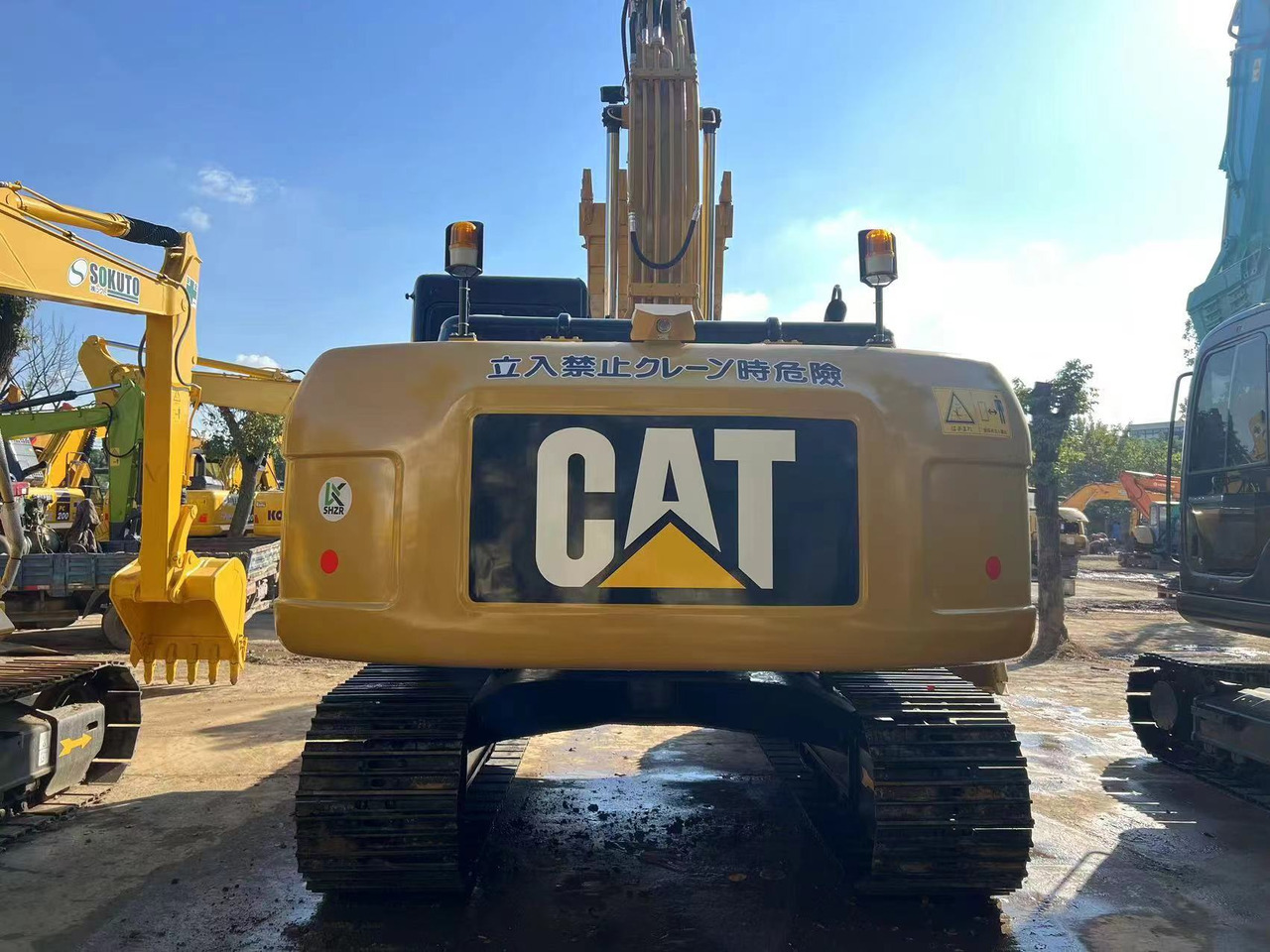 Caterpillar 320D - Kettenbagger: das Bild 2 Caterpillar 320D - Kettenbagger: das Bild 2