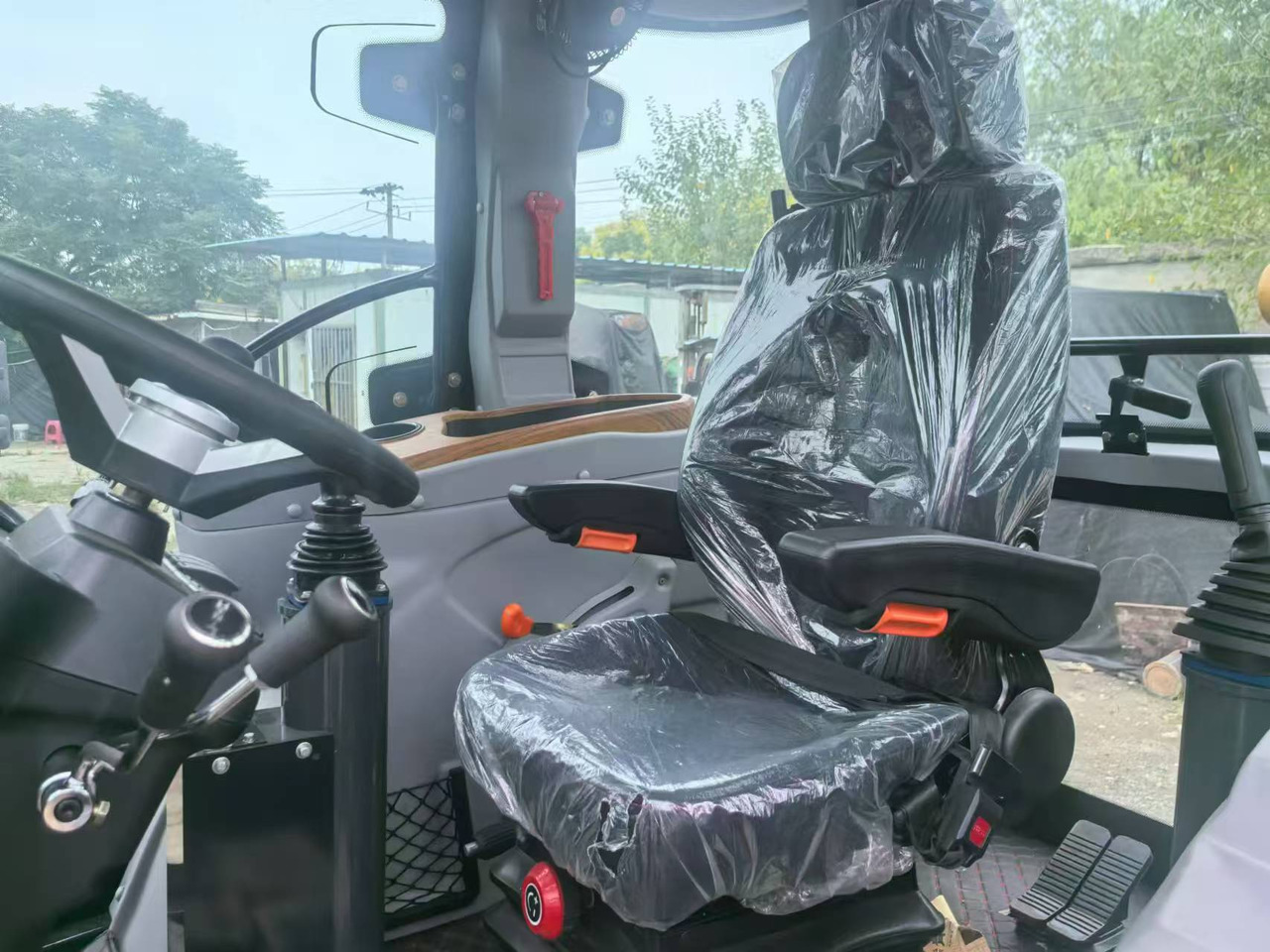 Caterpillar 420F - Baggerlader: das Bild 5 Caterpillar 420F - Baggerlader: das Bild 5