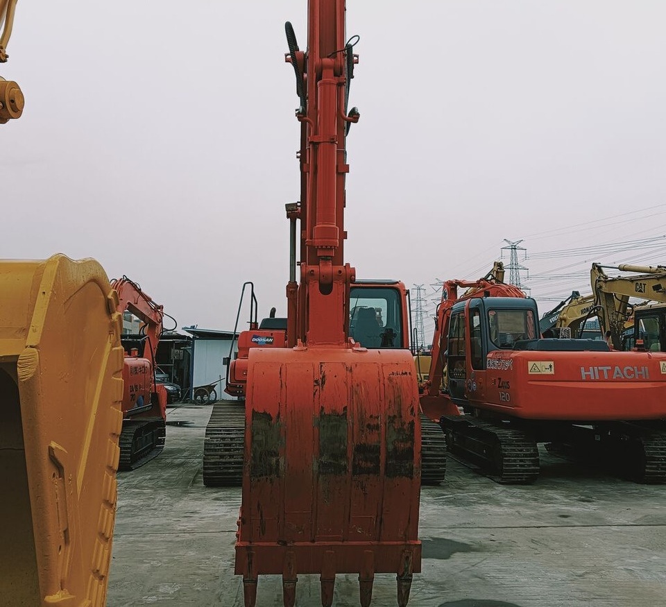 Doosan DX300 - Kettenbagger: das Bild 5 Doosan DX300 - Kettenbagger: das Bild 5