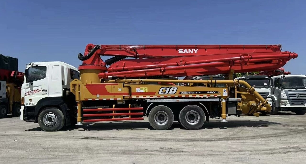 Hino Sany on chassis - Betonpumpe: das Bild 4 Hino Sany on chassis - Betonpumpe: das Bild 4