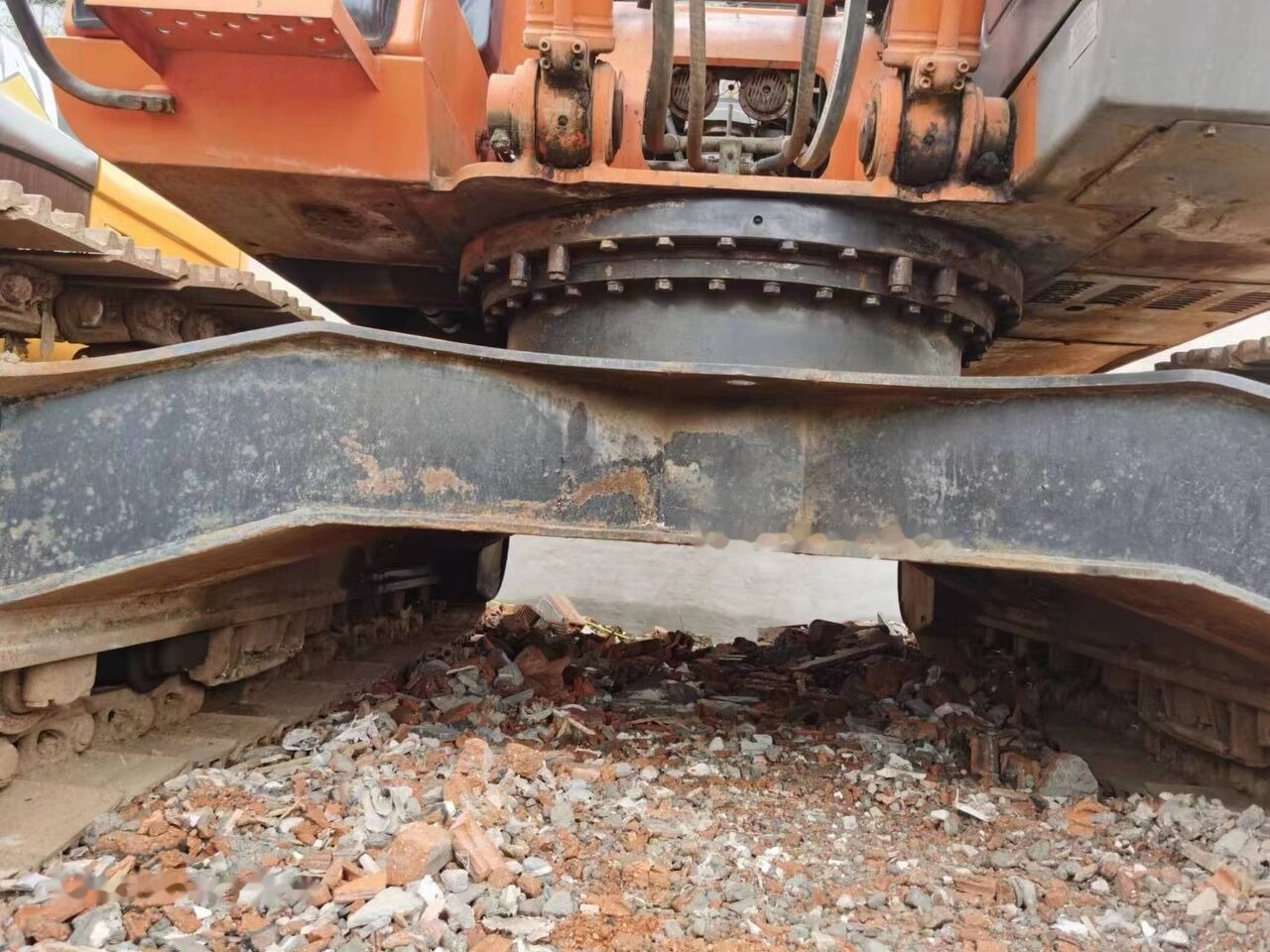 Hitachi ZX270 - Kettenbagger: das Bild 1 Hitachi ZX270 - Kettenbagger: das Bild 1
