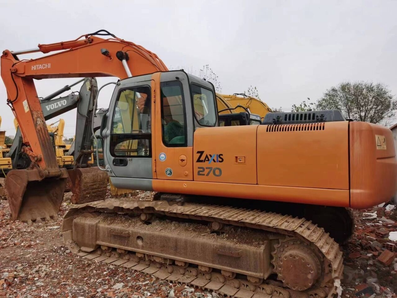 Hitachi ZX270 - Kettenbagger: das Bild 5 Hitachi ZX270 - Kettenbagger: das Bild 5