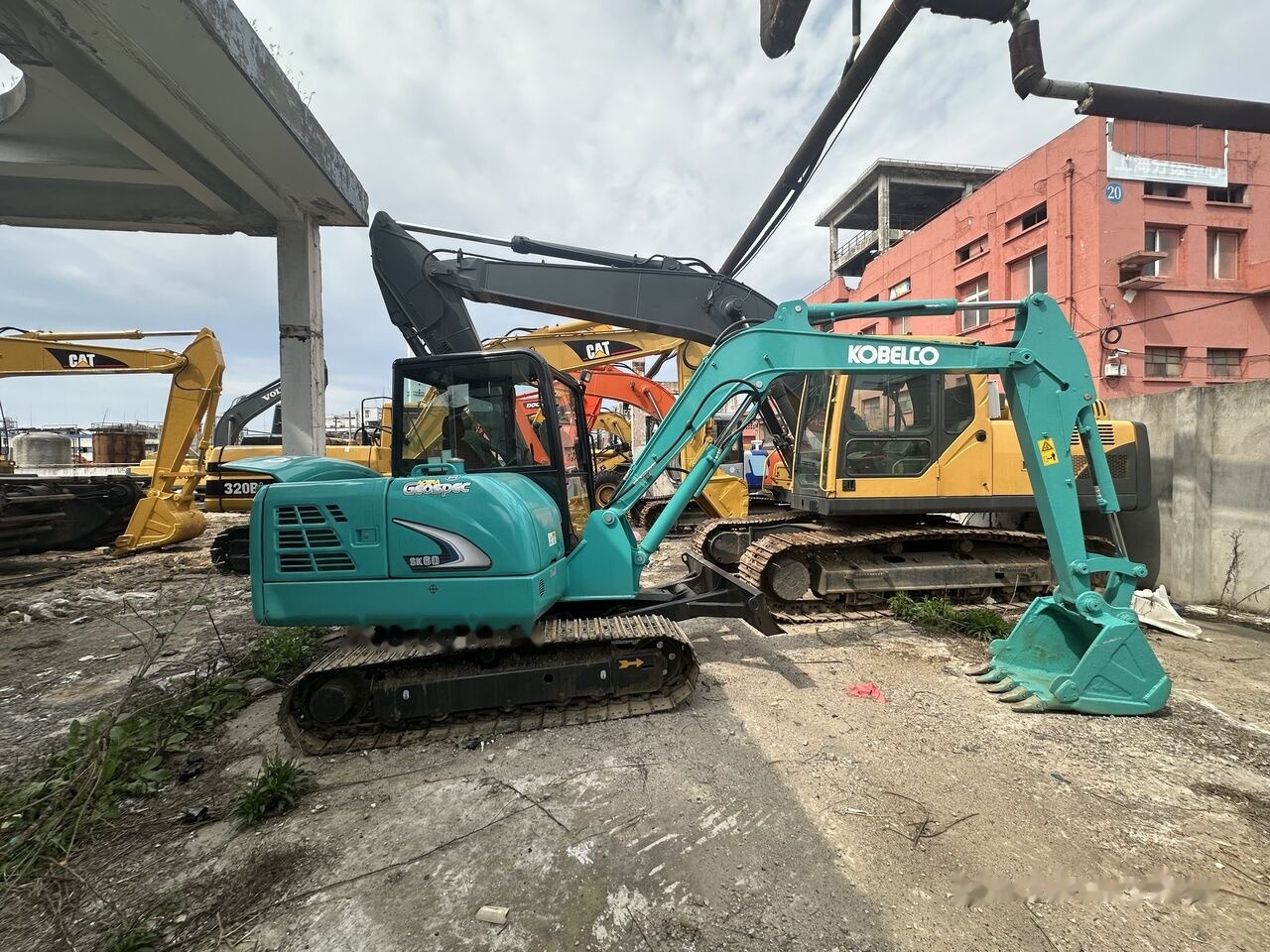 Kobelco SK60 - Minibagger: das Bild 4 Kobelco SK60 - Minibagger: das Bild 4