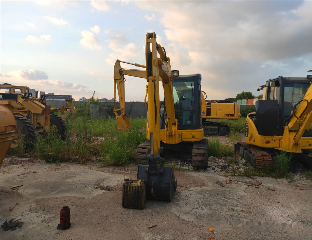 Komatsu PC55 - Minibagger: das Bild 3 Komatsu PC55 - Minibagger: das Bild 3