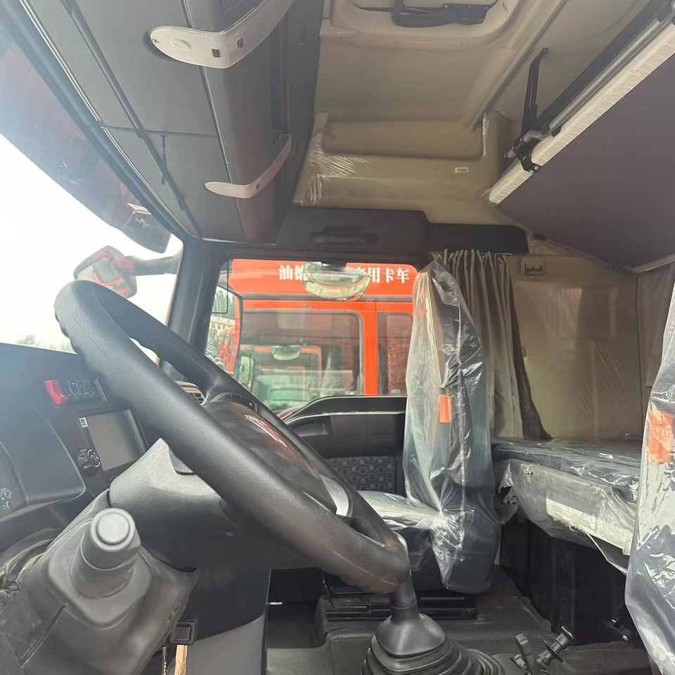 Sinotruk - Sattelzugmaschine: das Bild 3 Sinotruk - Sattelzugmaschine: das Bild 3