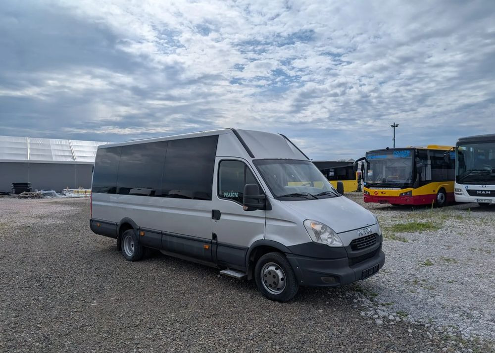 Iveco Daily 50C14 - Kleinbus, Personentransporter: das Bild 2 Iveco Daily 50C14 - Kleinbus, Personentransporter: das Bild 2