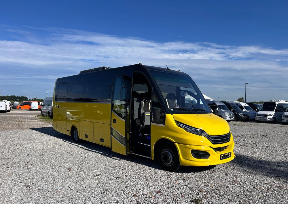 Iveco Daily - Kleinbus, Personentransporter: das Bild 2 Iveco Daily - Kleinbus, Personentransporter: das Bild 2