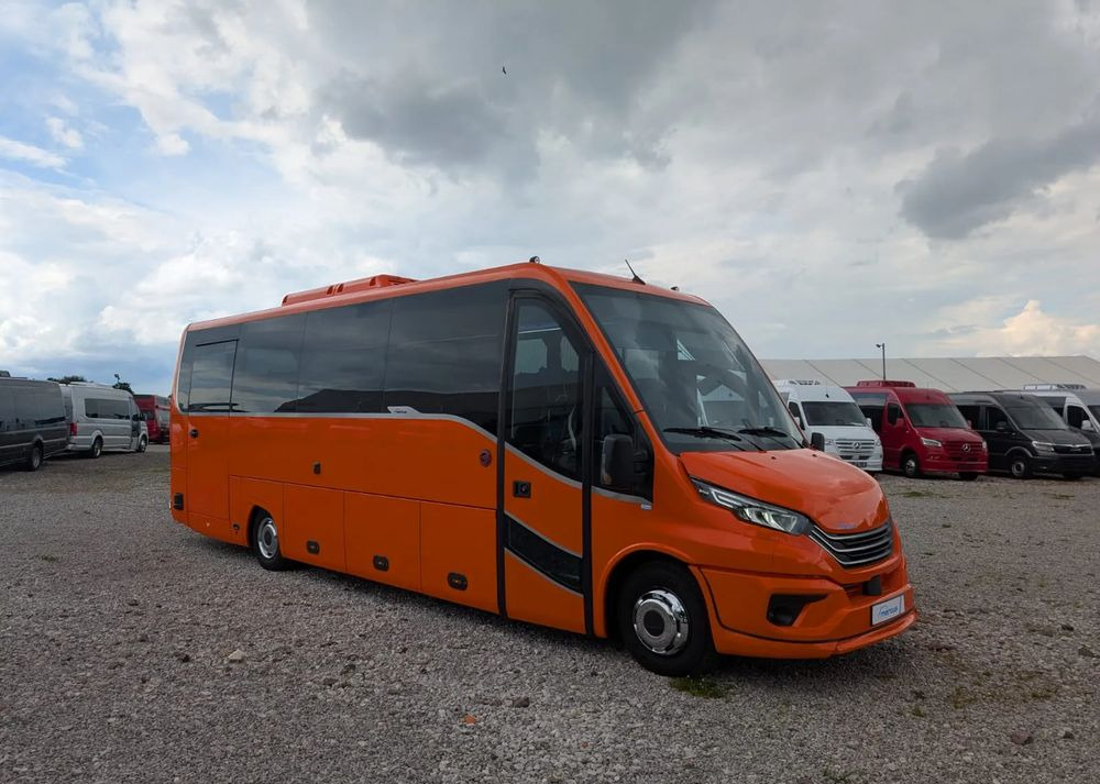 Iveco Daily - Kleinbus, Personentransporter: das Bild 3 Iveco Daily - Kleinbus, Personentransporter: das Bild 3