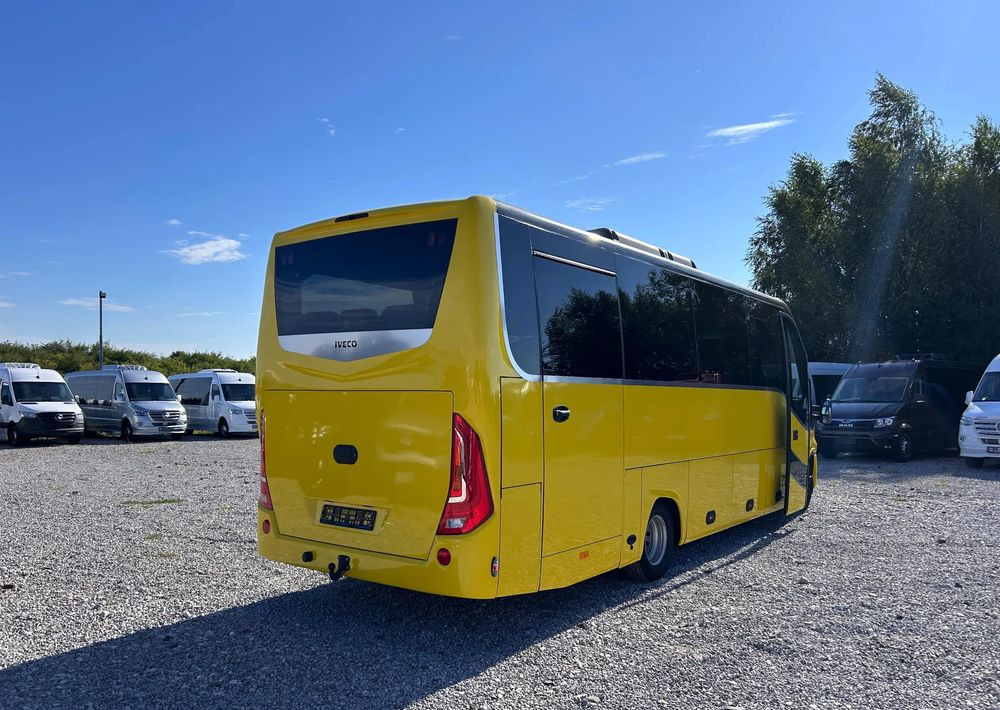 Iveco Daily - Kleinbus, Personentransporter: das Bild 5 Iveco Daily - Kleinbus, Personentransporter: das Bild 5