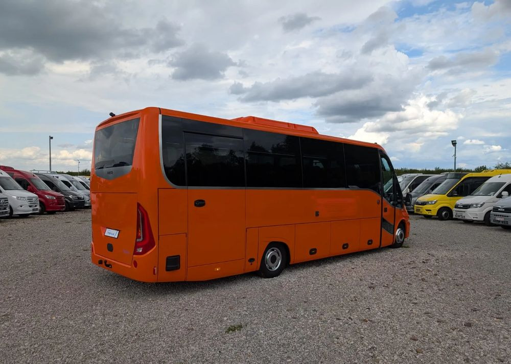 Iveco Daily - Kleinbus, Personentransporter: das Bild 5 Iveco Daily - Kleinbus, Personentransporter: das Bild 5