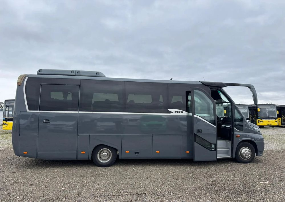 Iveco Daily - Kleinbus, Personentransporter: das Bild 2 Iveco Daily - Kleinbus, Personentransporter: das Bild 2
