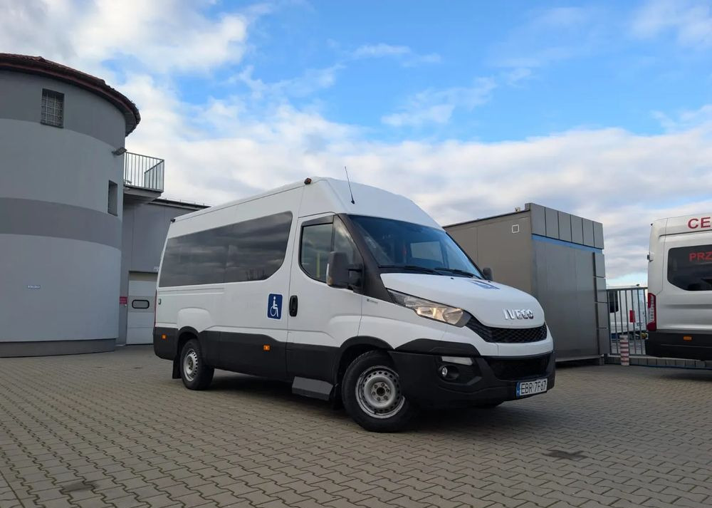 Iveco Daily - Kleinbus, Personentransporter: das Bild 1 Iveco Daily - Kleinbus, Personentransporter: das Bild 1