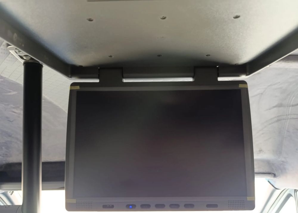 Kleinbus, Personentransporter Mercedes-Benz Sprinter 517: das Bild 18
