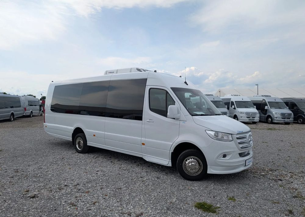 Mercedes-Benz Sprinter 517 - Kleinbus, Personentransporter: das Bild 2 Mercedes-Benz Sprinter 517 - Kleinbus, Personentransporter: das Bild 2