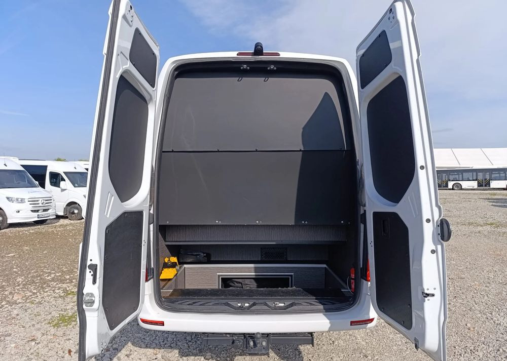 Kleinbus, Personentransporter Mercedes-Benz Sprinter 517: das Bild 7