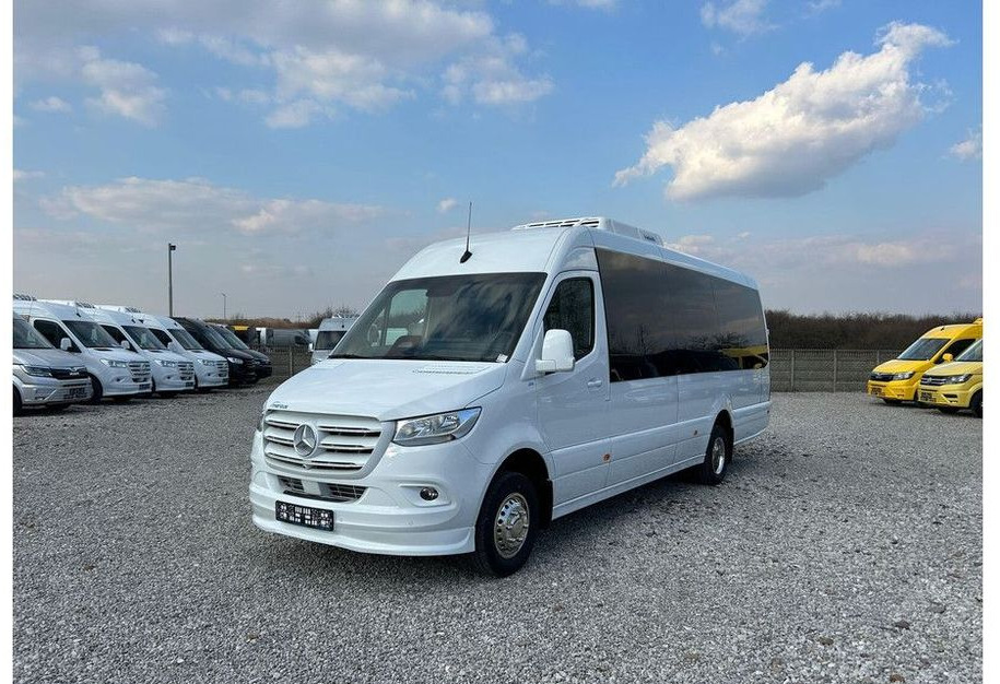 Mercedes-Benz Sprinter 517 - Kleinbus, Personentransporter: das Bild 3 Mercedes-Benz Sprinter 517 - Kleinbus, Personentransporter: das Bild 3