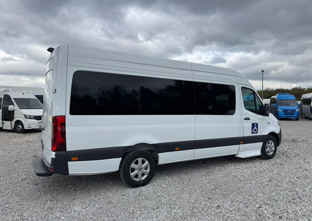 Mercedes-Benz Sprinter - Kleinbus, Elektrobus: das Bild 3 Mercedes-Benz Sprinter - Kleinbus, Elektrobus: das Bild 3