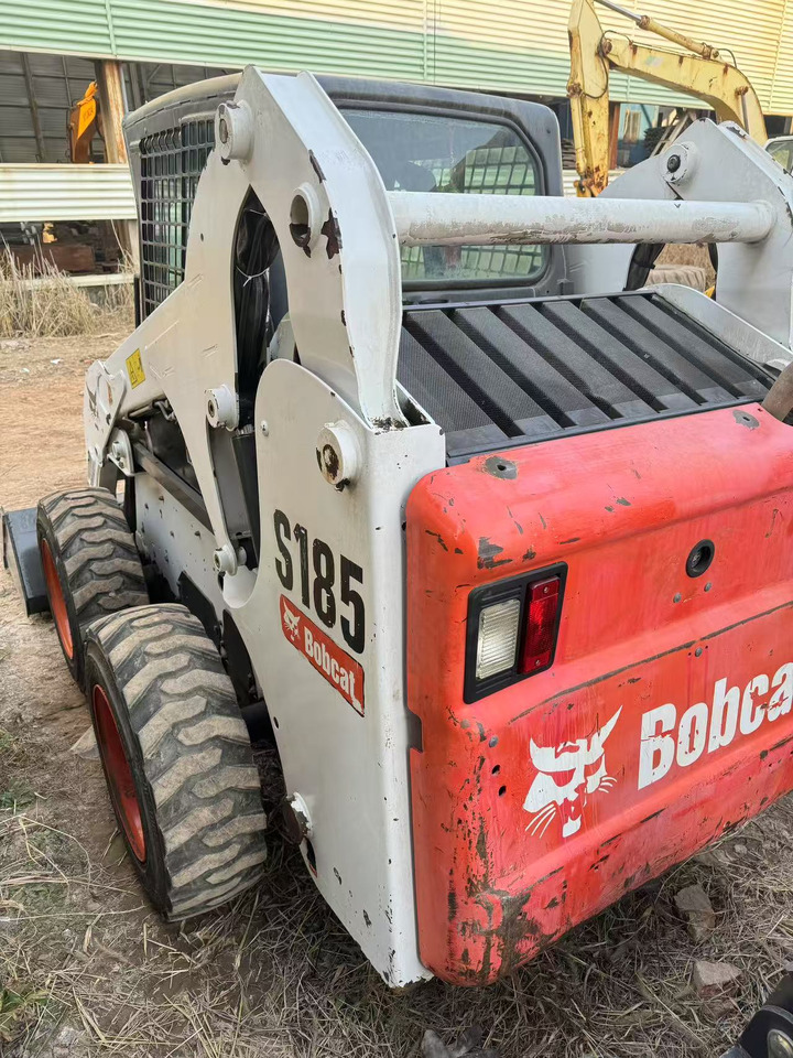 BOBCAT S185 - Kompaktlader: das Bild 2 BOBCAT S185 - Kompaktlader: das Bild 2