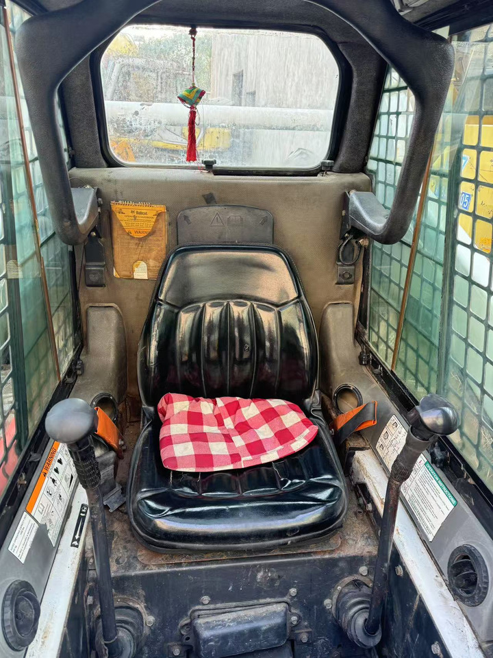 BOBCAT S185 - Kompaktlader: das Bild 4 BOBCAT S185 - Kompaktlader: das Bild 4