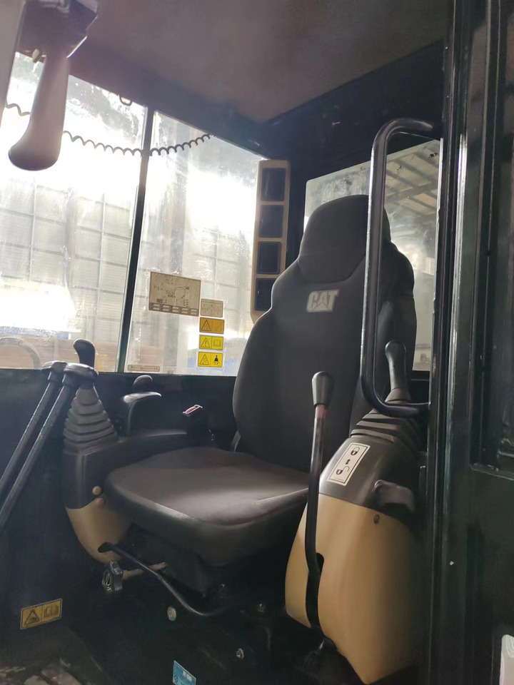 CATERPILLAR 306E2 - Minibagger: das Bild 3 CATERPILLAR 306E2 - Minibagger: das Bild 3