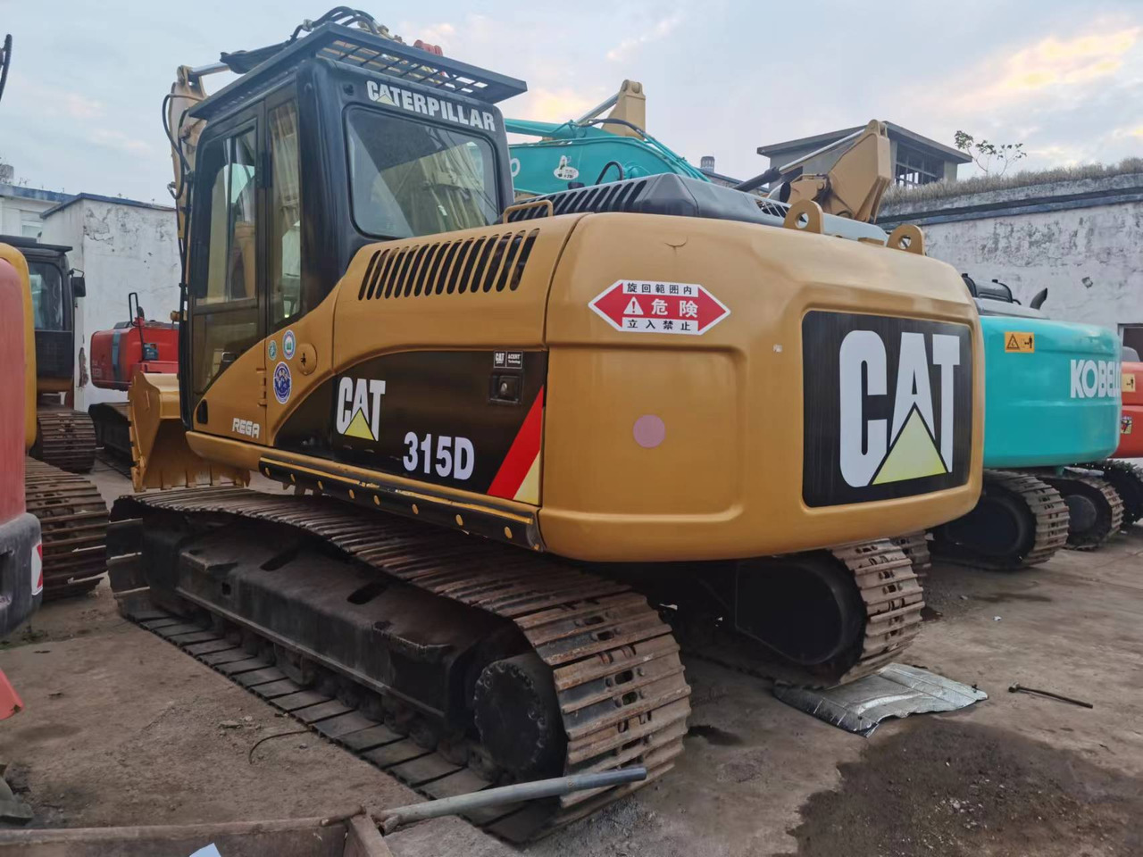 CATERPILLAR 315D - Kettenbagger: das Bild 1 CATERPILLAR 315D - Kettenbagger: das Bild 1