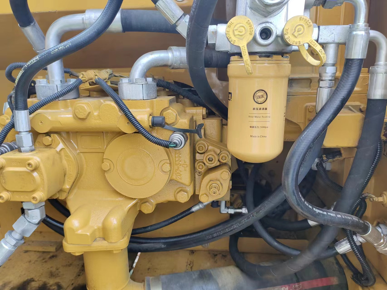 CATERPILLAR 320D2L CAT 320D - Kettenbagger: das Bild 4 CATERPILLAR 320D2L CAT 320D - Kettenbagger: das Bild 4