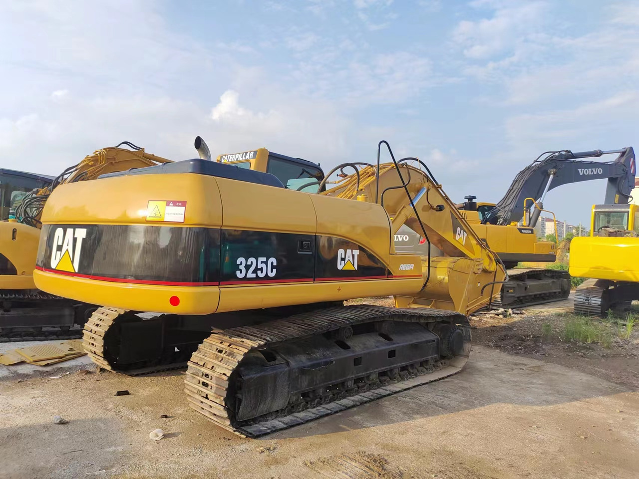 CATERPILLAR 325C - Kettenbagger: das Bild 1 CATERPILLAR 325C - Kettenbagger: das Bild 1