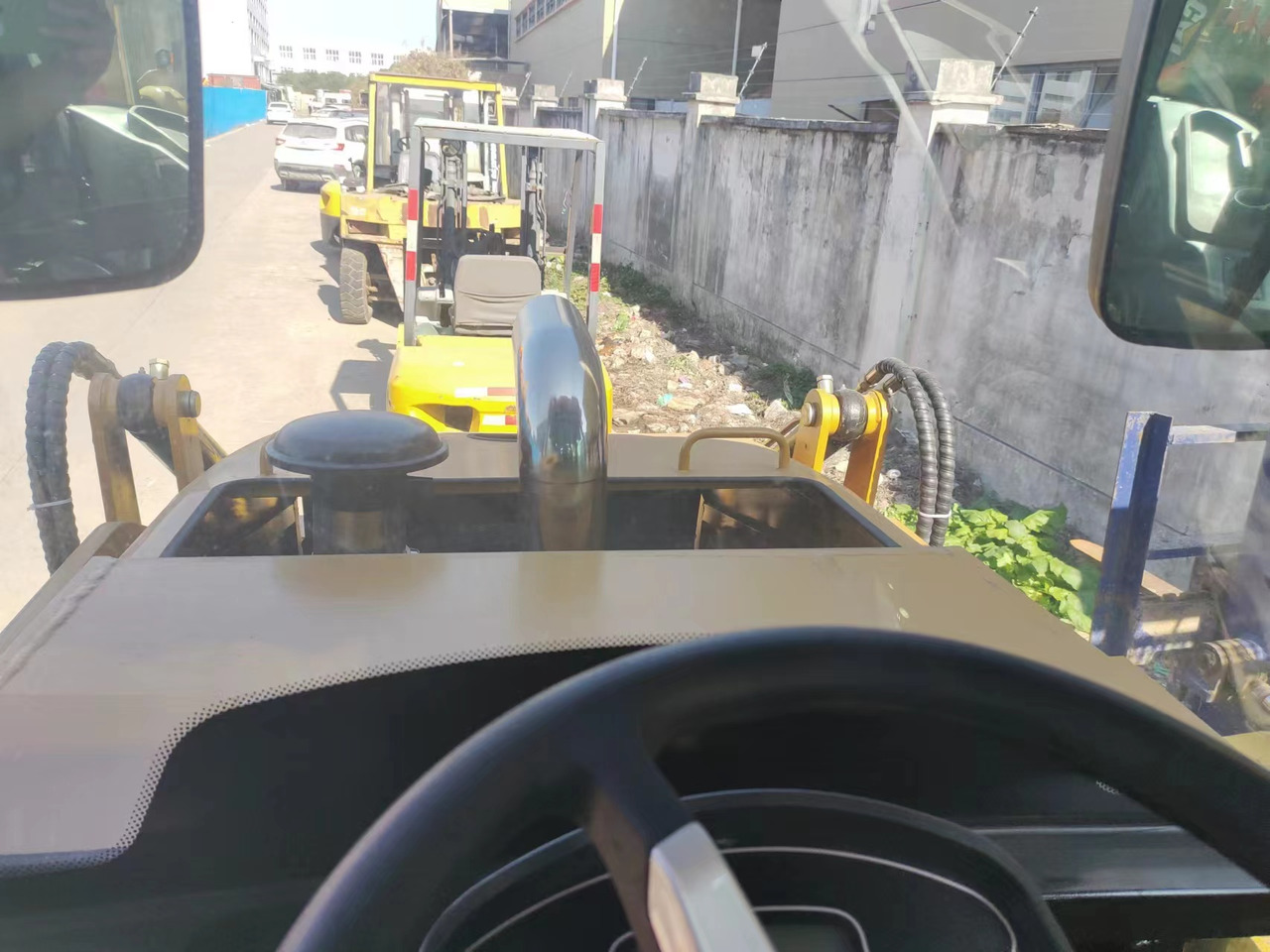 CATERPILLAR 420F - Baggerlader: das Bild 5 CATERPILLAR 420F - Baggerlader: das Bild 5