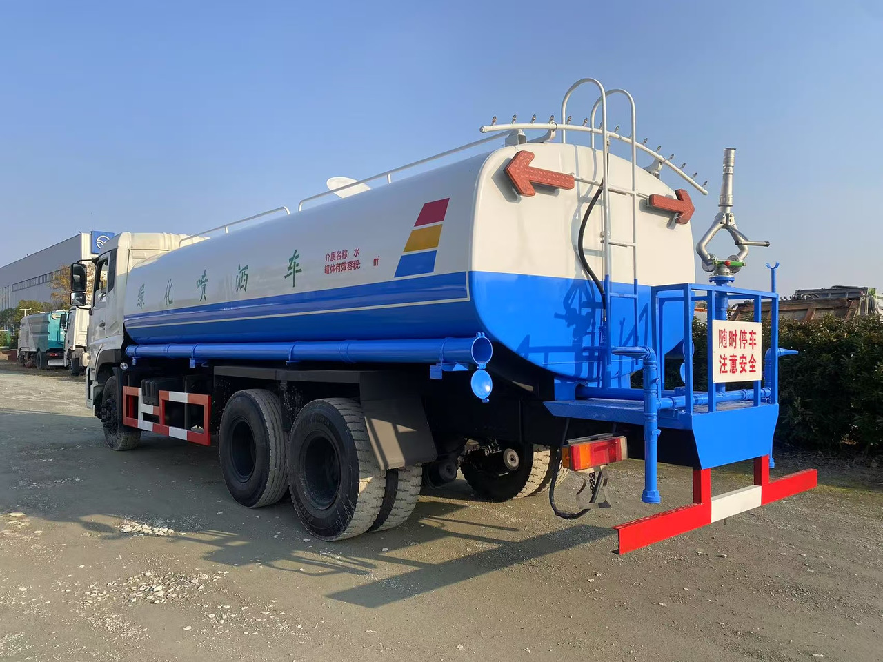 DONGFENG 20000L water truck Sprinkler - Tankwagen: das Bild 3 DONGFENG 20000L water truck Sprinkler - Tankwagen: das Bild 3