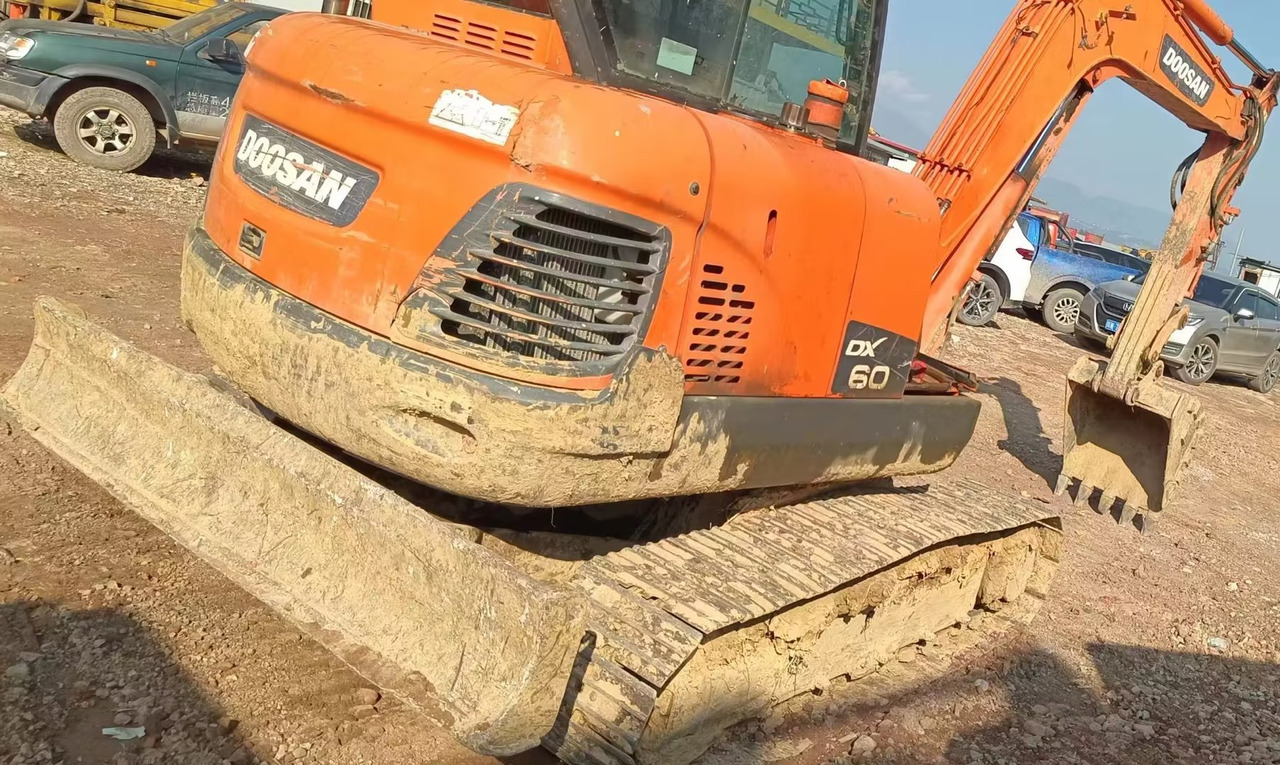 DOOSAN dx60 - Minibagger: das Bild 3 DOOSAN dx60 - Minibagger: das Bild 3