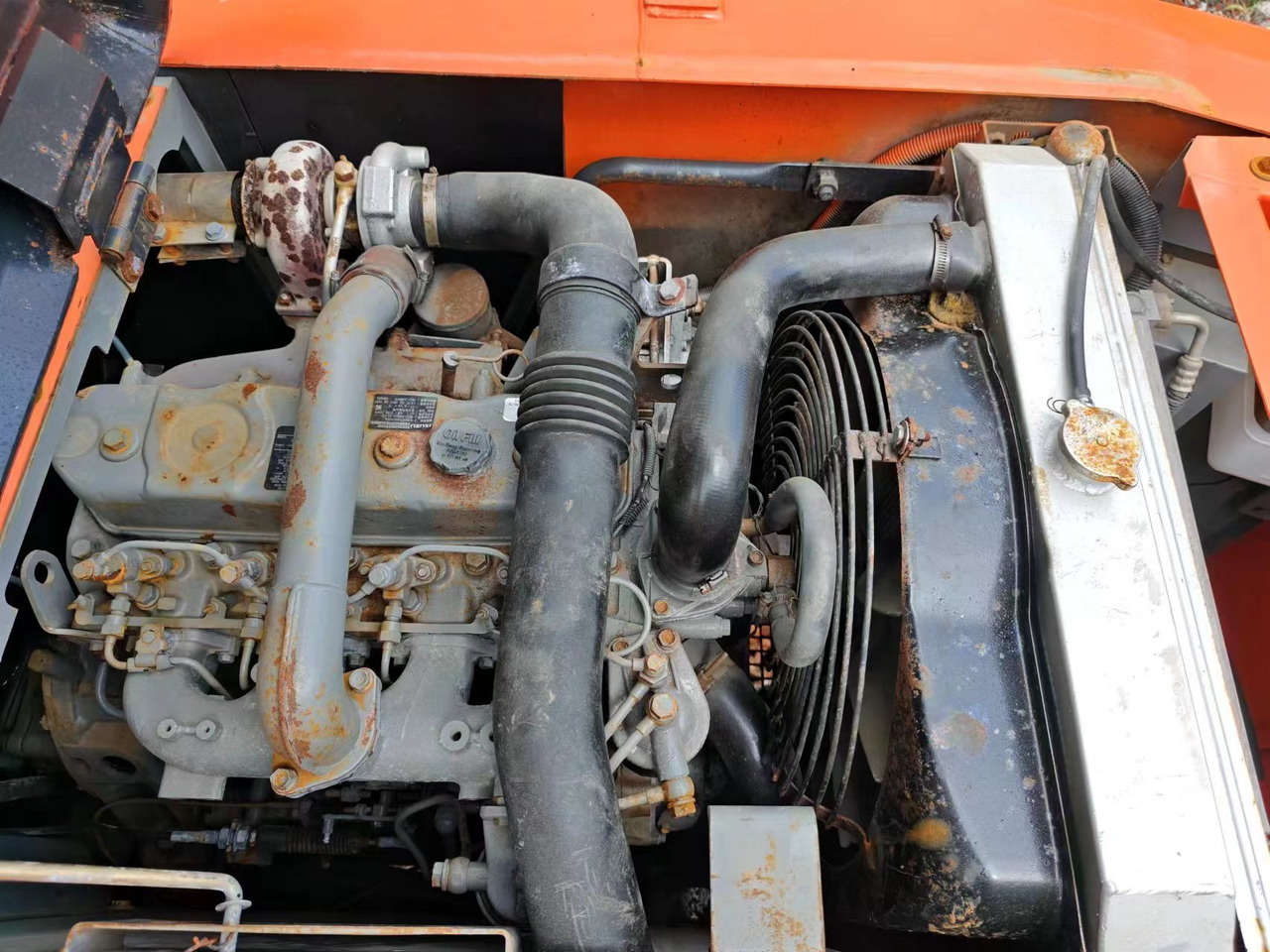 HITACHI EX120-5 - Kettenbagger: das Bild 4 HITACHI EX120-5 - Kettenbagger: das Bild 4