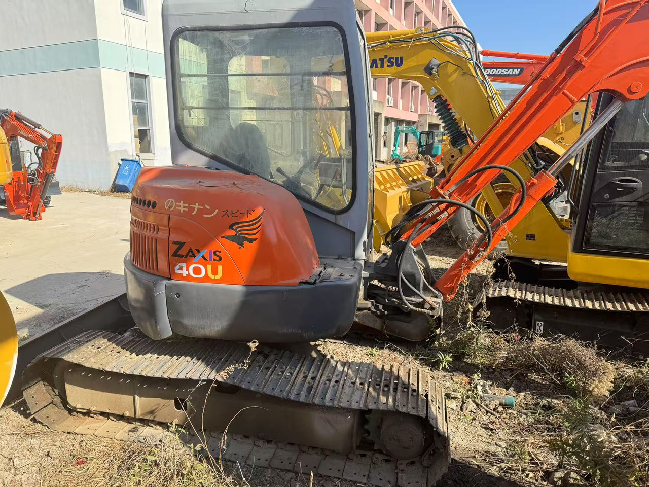 HITACHI ZX40U - Minibagger: das Bild 3 HITACHI ZX40U - Minibagger: das Bild 3