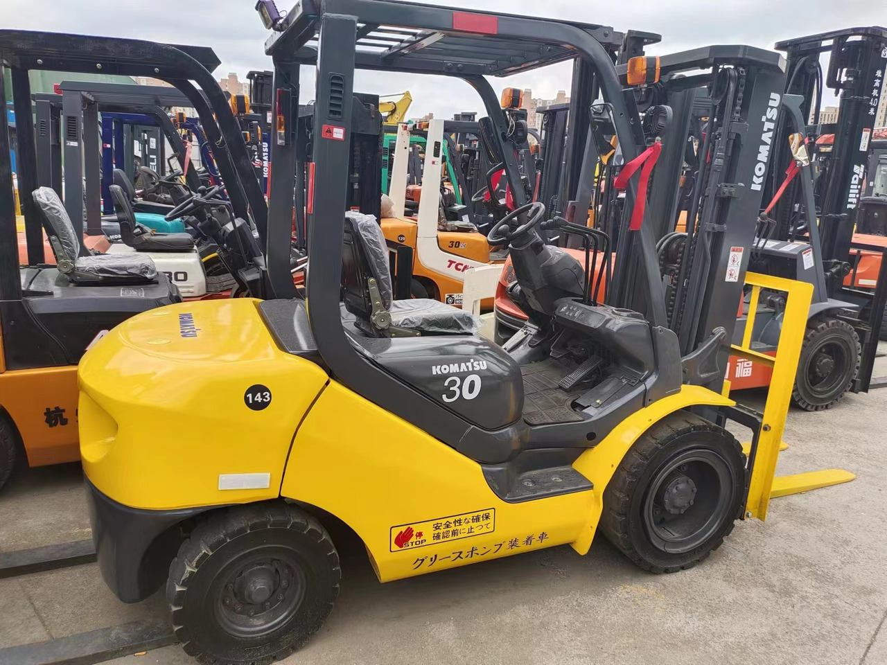 KOMATSU FD30 - Dieselstapler: das Bild 5 KOMATSU FD30 - Dieselstapler: das Bild 5