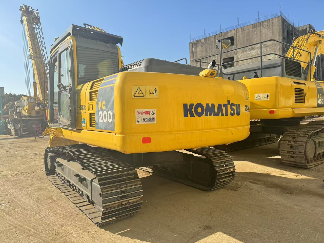 KOMATSU PC200-8 - Kettenbagger: das Bild 2 KOMATSU PC200-8 - Kettenbagger: das Bild 2