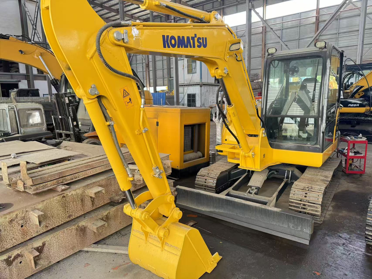 KOMATSU PC58 PC35 PC45 PC55 PC56 PC60 - Minibagger: das Bild 5 KOMATSU PC58 PC35 PC45 PC55 PC56 PC60 - Minibagger: das Bild 5