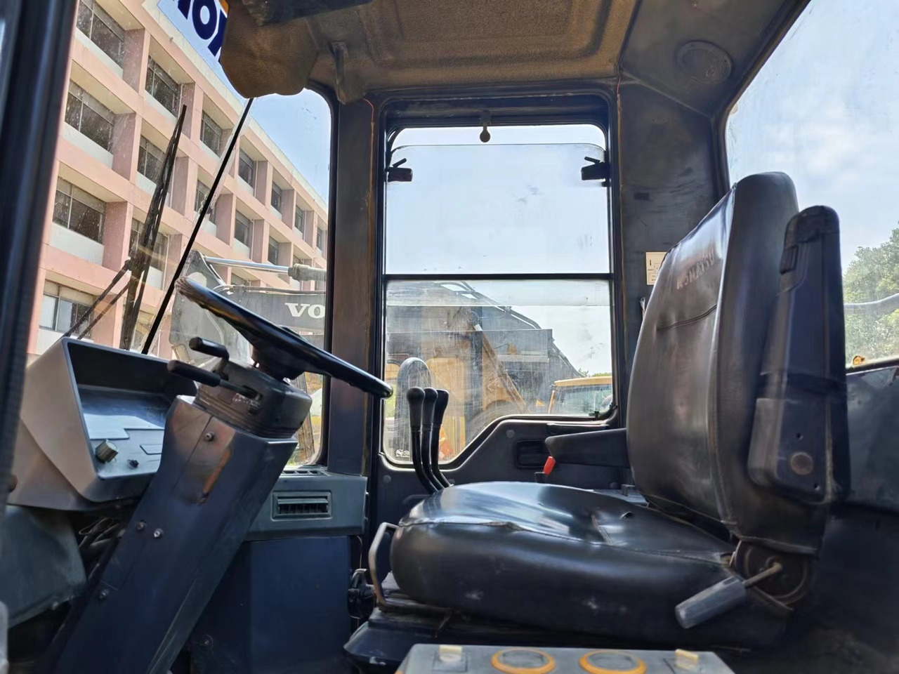 KOMATSU WA470-3 - Radlader: das Bild 5 KOMATSU WA470-3 - Radlader: das Bild 5