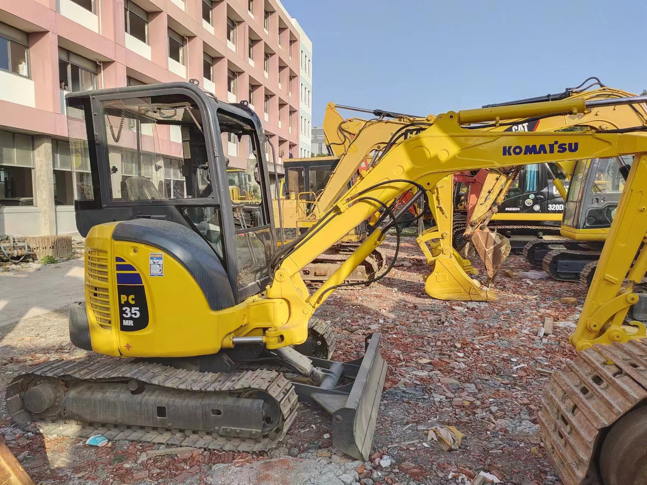 KOMATSU pc35 pc55 pc60 pc70 - Minibagger: das Bild 2 KOMATSU pc35 pc55 pc60 pc70 - Minibagger: das Bild 2