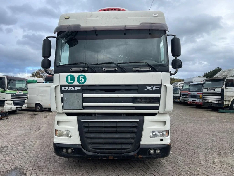 Sattelzugmaschine DAF XF 105.460 Tractor unit: das Bild 16