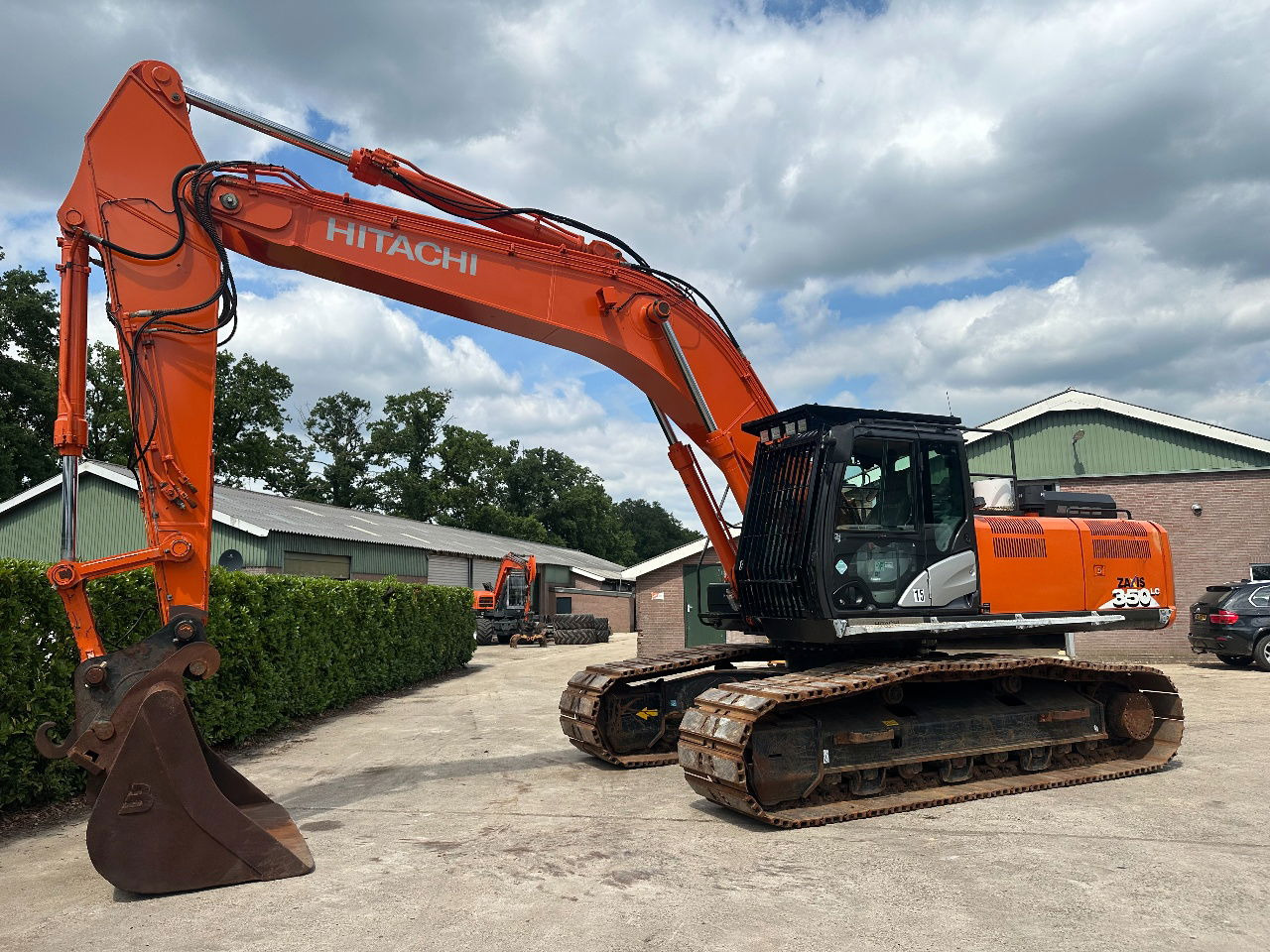 Hitachi ZX350LC-6 - Kettenbagger: das Bild 2 Hitachi ZX350LC-6 - Kettenbagger: das Bild 2